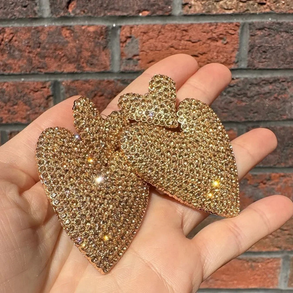 Champagne HEART CRYSTAL DROP EARRINGS - Picture 8 of 10